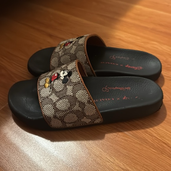 coach  x mickey slides - Picture 2 of 3